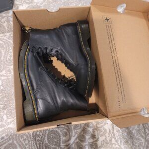 Dr. Marten boots